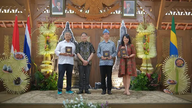 Perayaan 75 tahun hubungan bilateral antara Indonesia dan Thailand lewat acara gastrodiplomasi. (Dok. Kemlu RI)