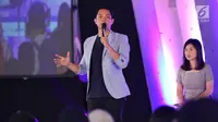 Creativepreneur yang juga aktor Dude Harlino saat menjadi pembicara dalam Emtek Goes To Campus (EGTC) 2018 di Universitas Muhammadiyah Malang, Rabu (26/9). Dude menceritakan perjalanan hidupnya sebelum menjadi aktor sukses. (Liputan6.com/JohanTallo)