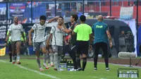 BRI Liga 1: Umuh Muchtar Deg-degan saat Persib Tertinggal di Markas Arema, tapi Plong Melihat Hasil Akhir