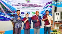 Ketua Umum Komite Olahraga Nasional Indonesia (KONI) Pusat, Marciano Norman, resmi melantik Oni Junianto sebagai Ketua Umum Pengurus Besar Federasi Arung Jeram Indonesia (PB FAJI) periode 2026-2030. (Dok PB.FAJI)