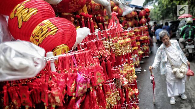 Berburu Pernak-pernik Menyambut Tahun Baru Imlek