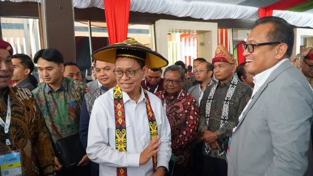 Wakil Menteri ESDM Yuliot Tanjung membuka rapat kordinasi Dukungan Bisnis bersama SKK Migas dan KKKS di Sentul Bogor. (Dok SKK Migas)