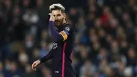 Striker Barcelona, Lionel Messi, mencetak satu gol ke gawang Manchester City, pada Matchday 4 Liga Champions 2016-2017, di Etihad Stadium, Rabu (2/11/2016) dini hari WIB. Messi menjadi top skorer sementara dengan 7 gol.  (Reuters/Jason Cairnduff)