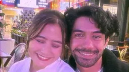 Chemistry keduanya begitu memikat penonton, hingga banyak netizen yang mulai menjodohkan keduanya di dunia nyata. (FOTO: instagram.com/prillylatuconsina96/)
