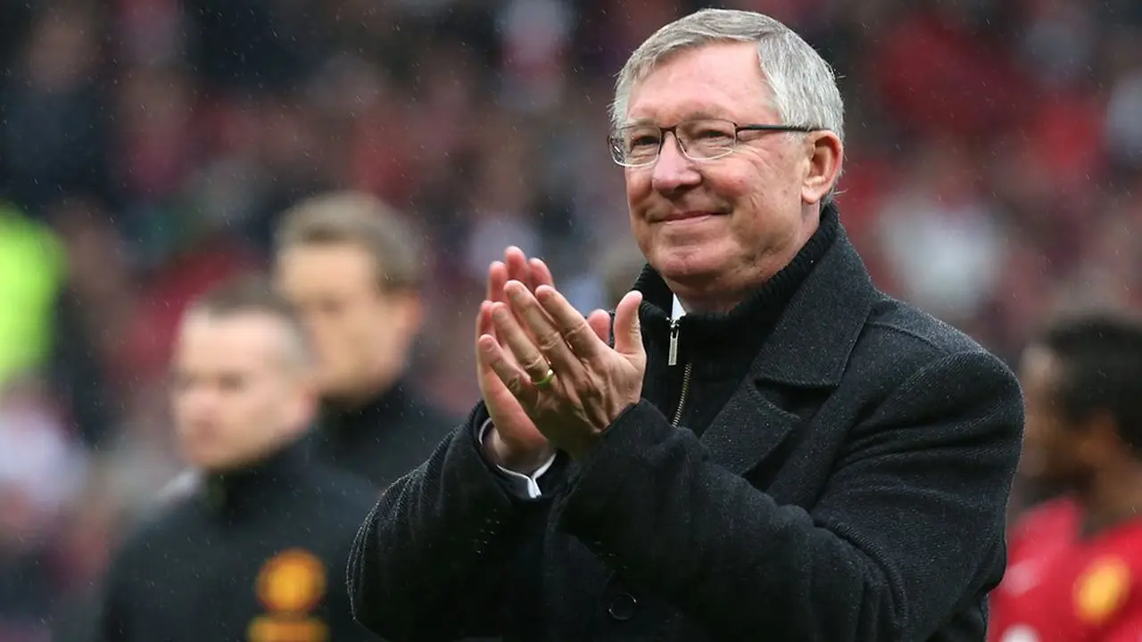 Sir Alex Ferguson Bakal Latih MU Lagi