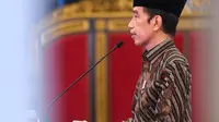 Jokowi Resmikan Terminal Bandara Kuabang dan Tinjau Vaksinasi Covid-19 di Maluku Utara