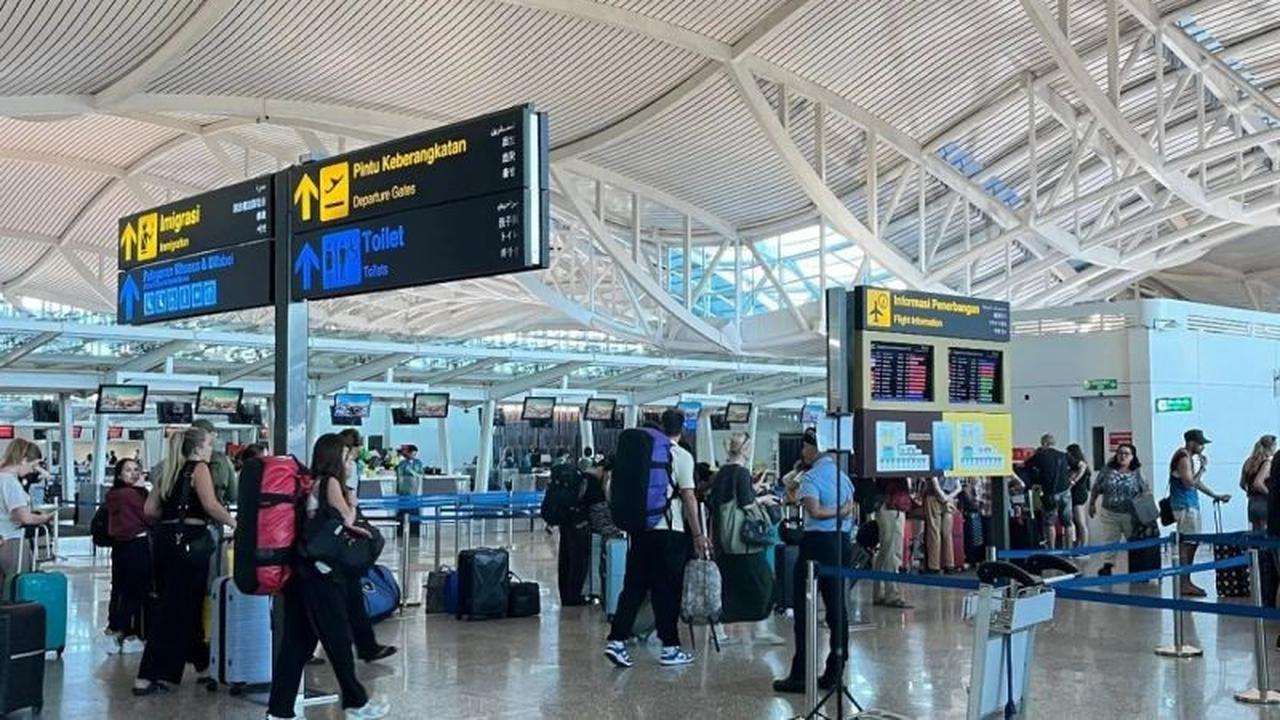 Kemenhub Pastikan Penerbangan Nataru Bali Lancar, Layani Ribuan Penumpang