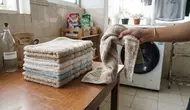 Cara Mengatasi Handuk yang Kaku dengan Bahan Dapur, Kembali Lembut