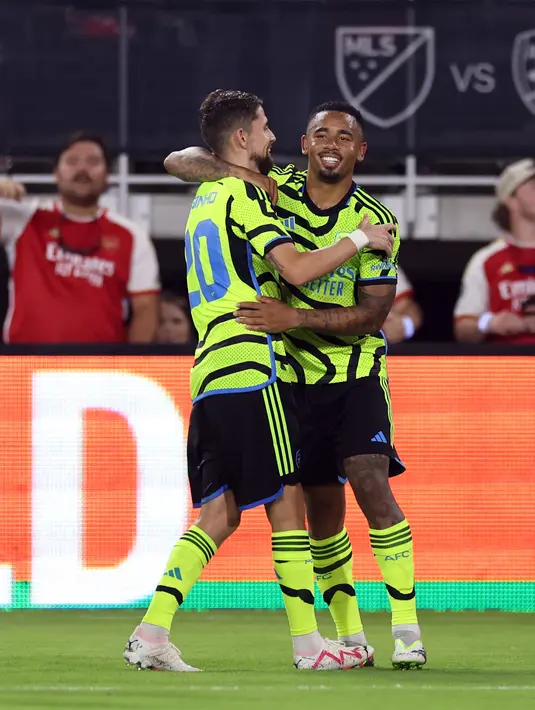 Arsenal unggul cepat atas MLS All Star  dibabak pertama lewat gol penyerang Gabriel Jesus di menit ke-5. (Tim Nwachukwu/Getty Images/AFP)