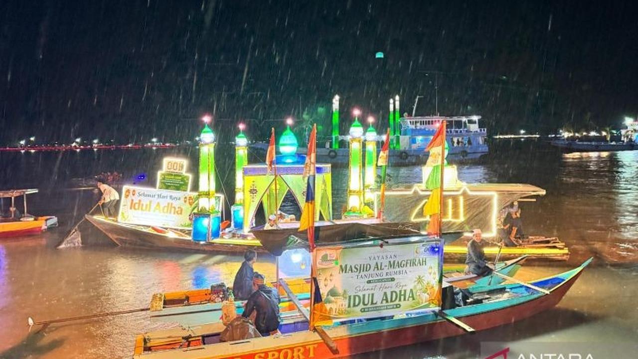 Semarak Festival Takbir Sungai Kayan, Belasan Perahu Hias Ramaikan Idul Adha di Bulungan