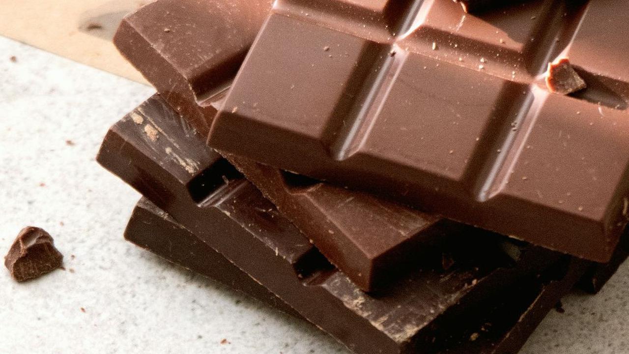 Konsumsi Makanan Kaya Kalium dan Magnesium untuk Penderita Darah Tinggi, Termasuk Pisang dan Cokelat Hitam
