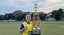 Rico Ceper memprediksi persaingan antara tim yang berlaga di Piala Dunia 2022 akan berlangsung sengit. Ia juga berharap, dua negara dari dua kiblat sepakbola, Eropa dan Latin, bertemu di laga pemuncak Piala Dunia 2022.(https://www.instagram.com/p/Ckn0jWBvU3l/)