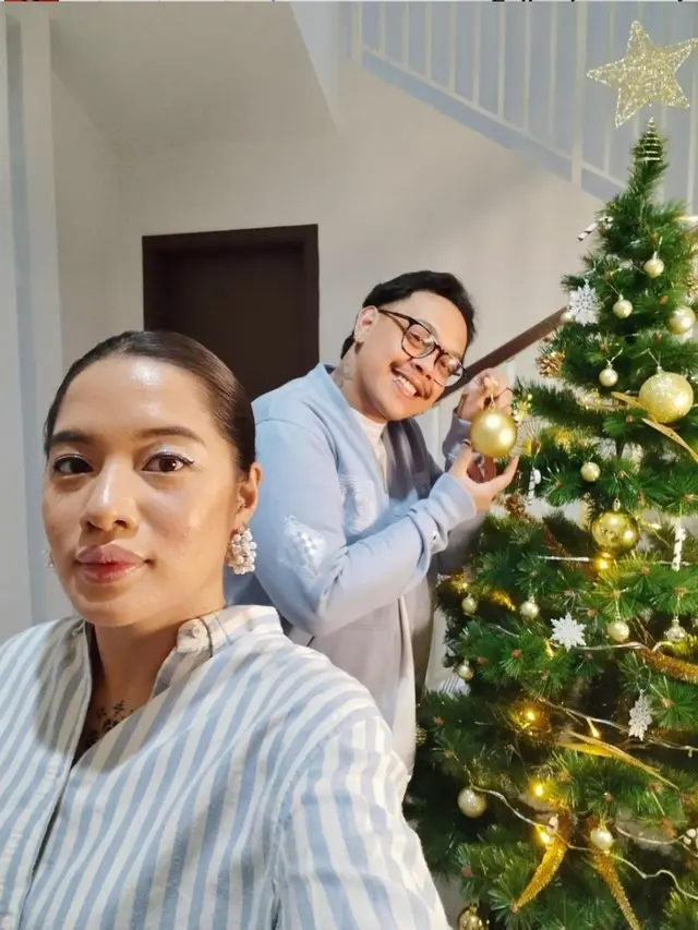 Artis Rayakan Natal 2023 Bareng Pacar