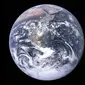7 Desember menandai hari jadi ke-51 foto keseluruhan Bumi, Blue Marble, yang diambil oleh kru pesawat ruang angkasa Apollo 17 milik NASA saat misi terakhir ke Bulan.
