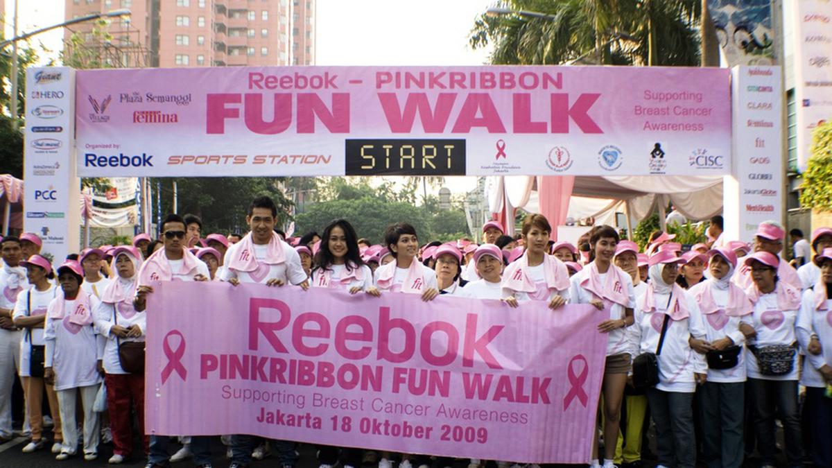 Even Pita Pink Ribbon - Photo Fimela.com
