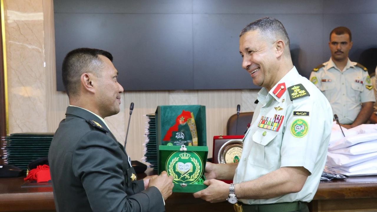 FOTO: Kolonel TNI AD Pertama Lulus Pendidikan Pertahanan Nasional Yordania