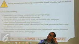 Otoritas Jasa Keuangan dan BEI meluncurkan program Galeri Investasi Mobile di Jagakarsa, Jakarta, Selasa (17/5). Dengan adanya Galeri Investasi Mobile diharapkan masyarakat dapat mengenal lebih jauh mengenai pasar modal.  (Liputan6.com/Yoppy Renato)