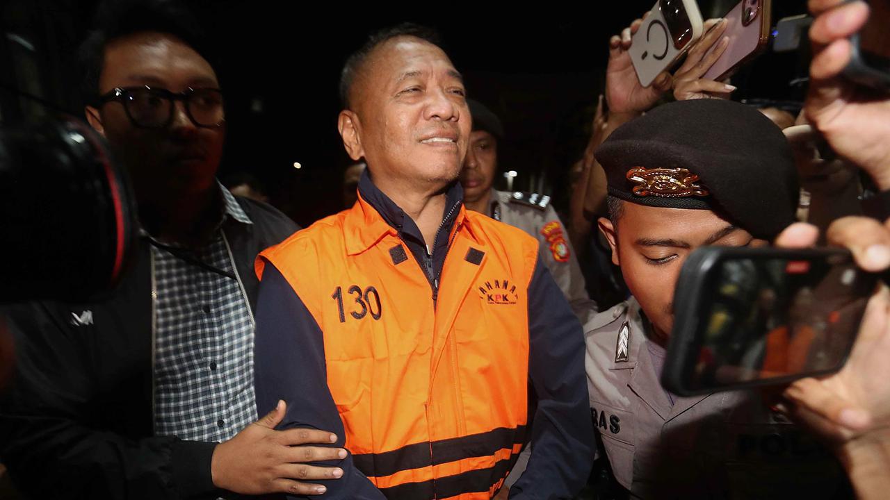 FOTO: Bupati Tulungagung  Resmi Ditahan KPK