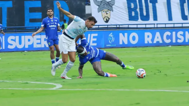 Persib Hanya Menang Tipis atas PSIM Yogyakarta - (Galeri Foto) Persib vs PSIM