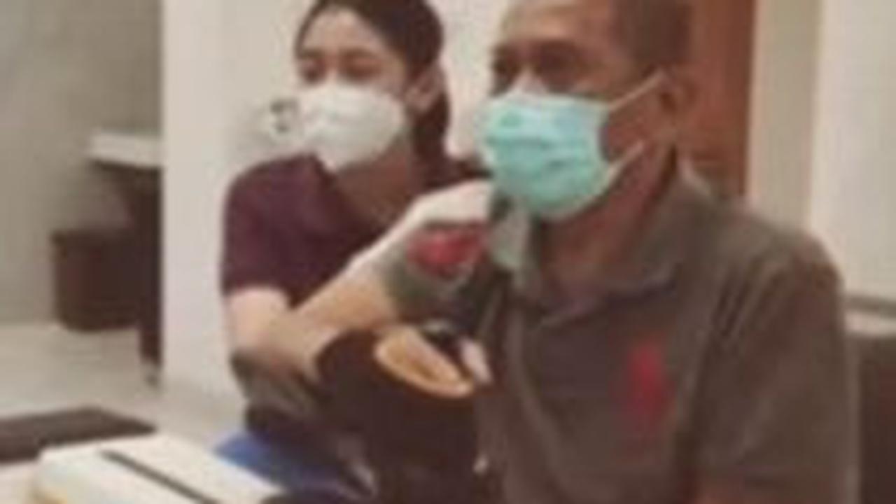 Sering ditemani anak-anaknya