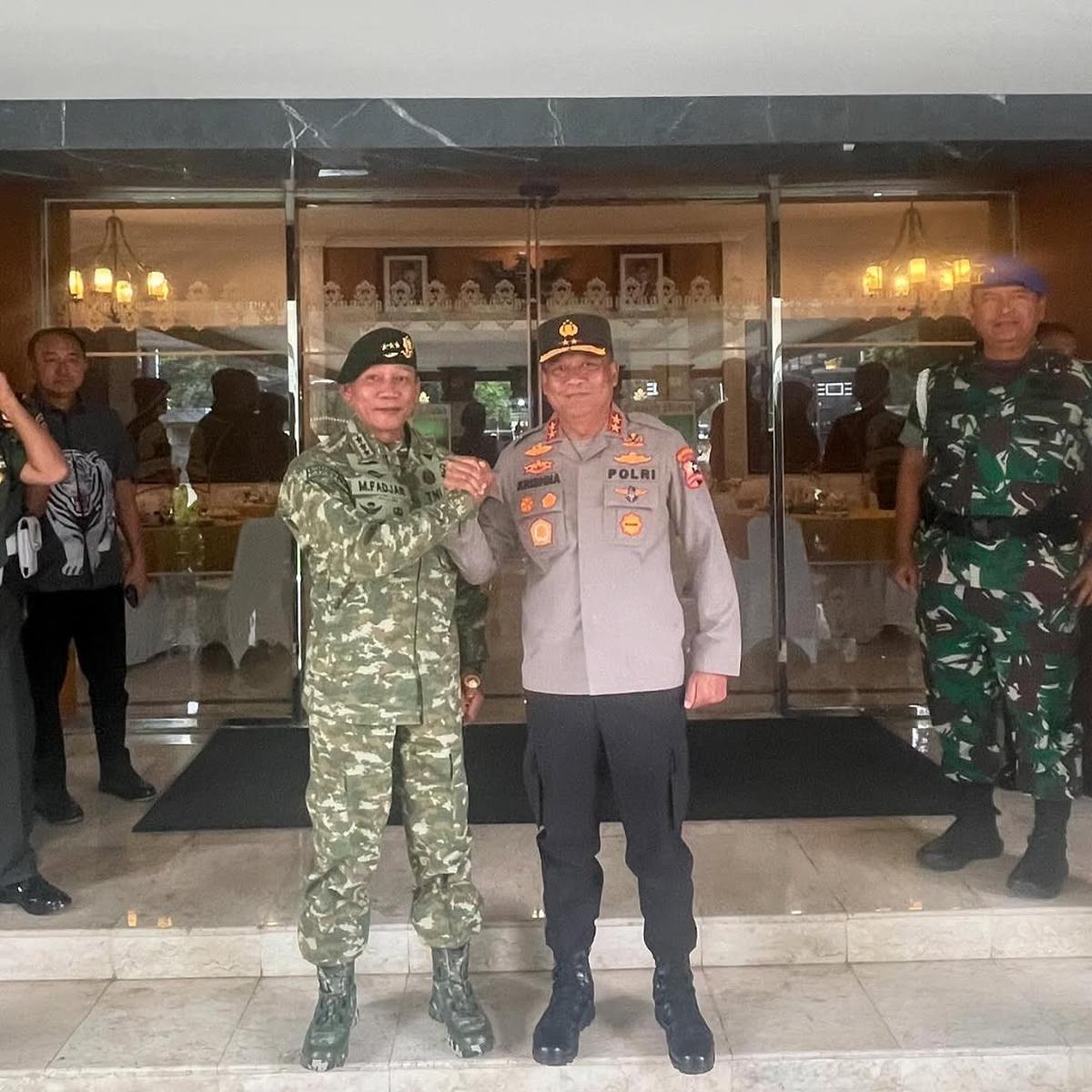 Adik Irjen Pol Krishna Murti Resmi Jabat Pangskostrad