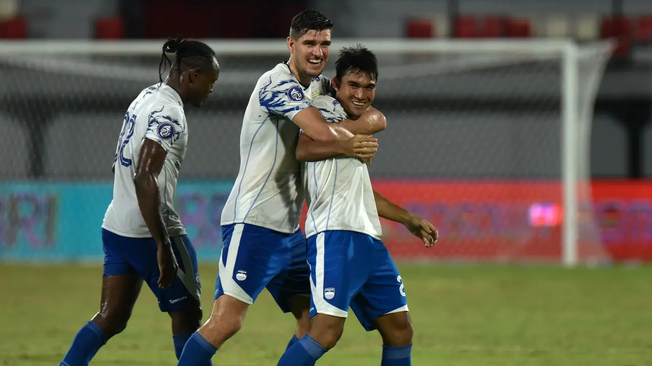 Foto: David da Silva Cetak Gol 12 Detik di BRI Liga 1, Ini Dia Aksinya
