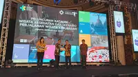 Menteri Kesehatan Terawan Agus Putranto dan Menteri Pariwisata dan Ekonomi Kreatif Republik Indonesia Wishnutama Kusubandio di acara peluncuran katalog wisata kesehatan dan skenario perjanan wisata kebugaran di Hotel Indonesia Kempinski Jakarta, Selasa, 19 November 2019. (Liputan6.com/Aditya Eka P)