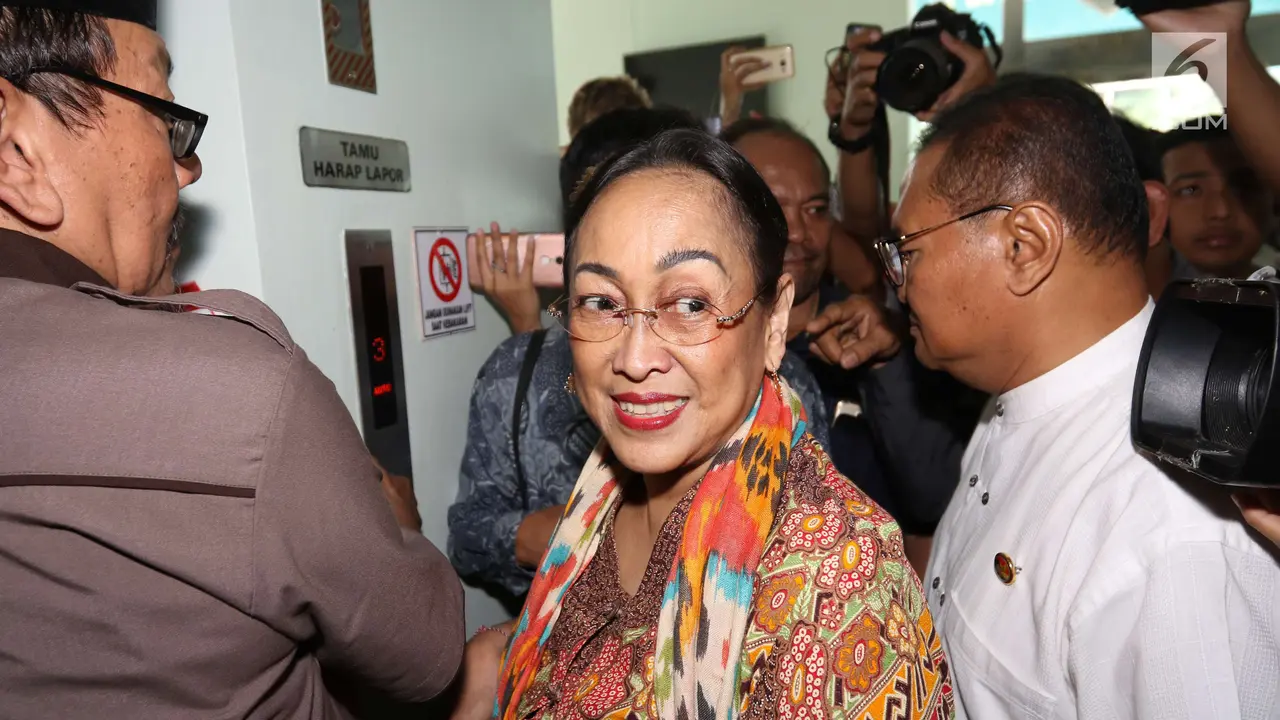 Sukmawati Soekarnoputri Temui Ketua MUI