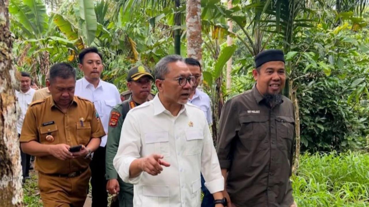 Di Hadapan Kapolri, Zulhas: Stok dan Harga Pangan Aman Berkat Satgas Pangan Polri