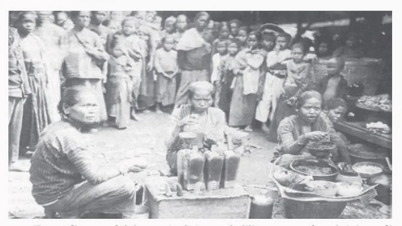 Penjual Jamu Keliling