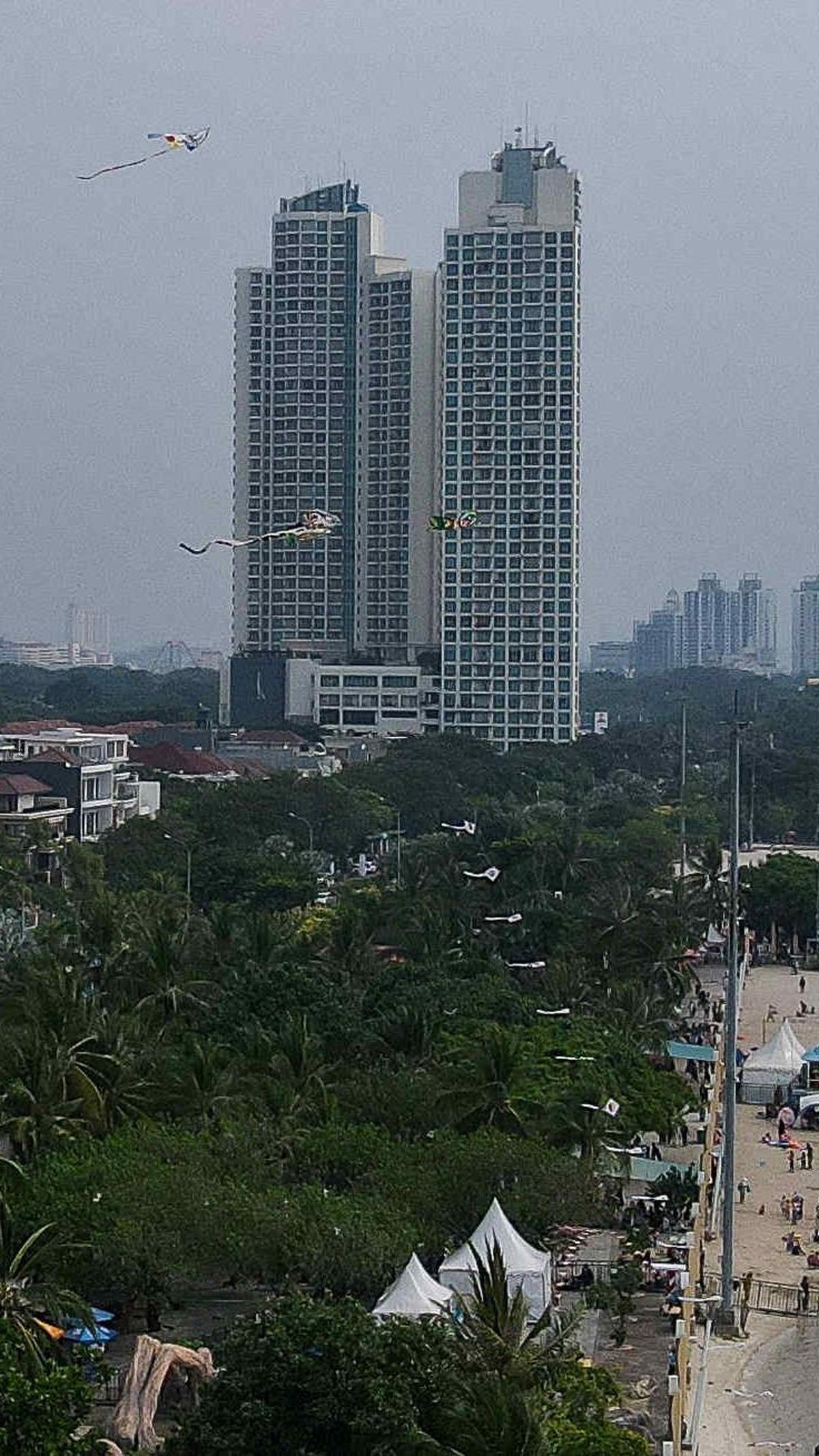 Ajang yang berlangsung pada 22 Juni-7 Juli 2024 ini menampilkan layang-layang dari pelosok negeri.&nbsp;Liputan6.com/Herman Zakharia