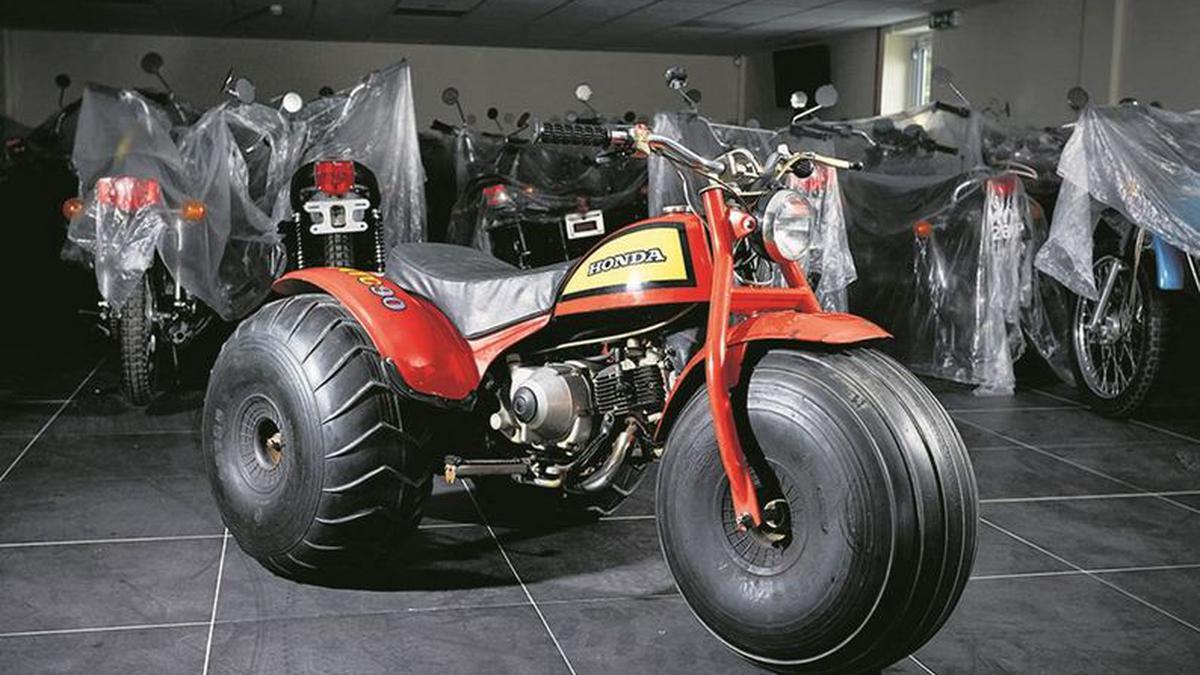 Honda ATC 90: Motor Roda Tiga James Bond