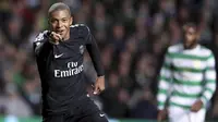 1. Kylian Mbappe (Paris Saint-Germain) - Remaja 18 tahun ini tampil memukau saat berseragam AS Monaco. Pemain yang disandingkan dengan legenda Prancis, Thierry Henry ini diprediksi akan mendominasi Liga Champions di masa depan. (AP/Scott Heppell)