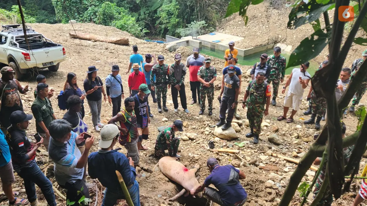 Perbaikan Bendungan Air di perbatasan Skouw-Wutung