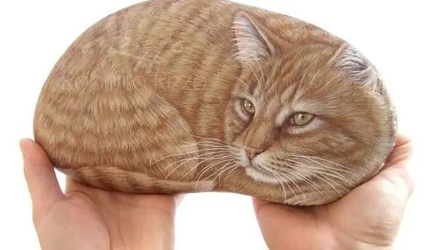 seniman ubah batu jadi karya seni