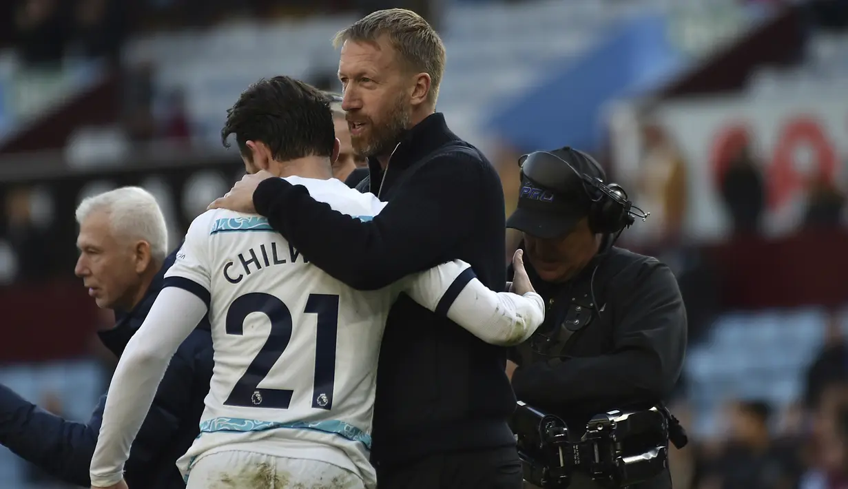Skor 2-0 bertahan hingga laga usai. Dengan kemenangan ini, Graham Potter masih menjaga rekor 100 persen kemenangan dalam 3 laga awalnya bersama Chelsea di Liga Inggris. (AP/Rui Vieira)