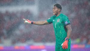 Kiper Timnas Jepang, Zion Suzuki, saat melawan Timnas Indonesia pada Kualifikasi Piala Dunia 2026 Zona Asia di Stadion Gelora Bung Karno, Senayan, Jakarta, Jumat (15/11/2024) malam WIB. (Bola.com/Bagaskara Lazuardi)