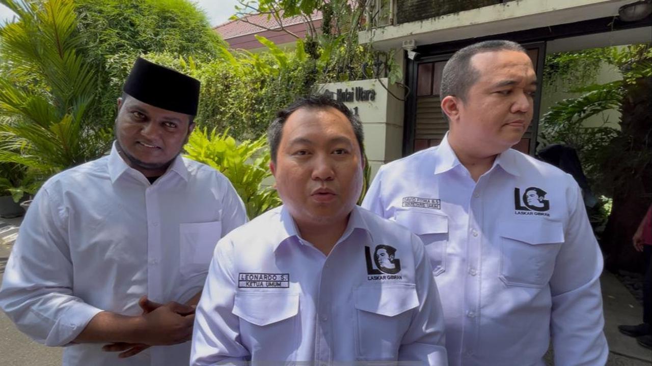 Relawan Laskar Gibran Temui Jokowi, Ada Apa?