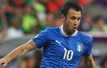 HT Review: Cassano tempatkan Italia di puncak