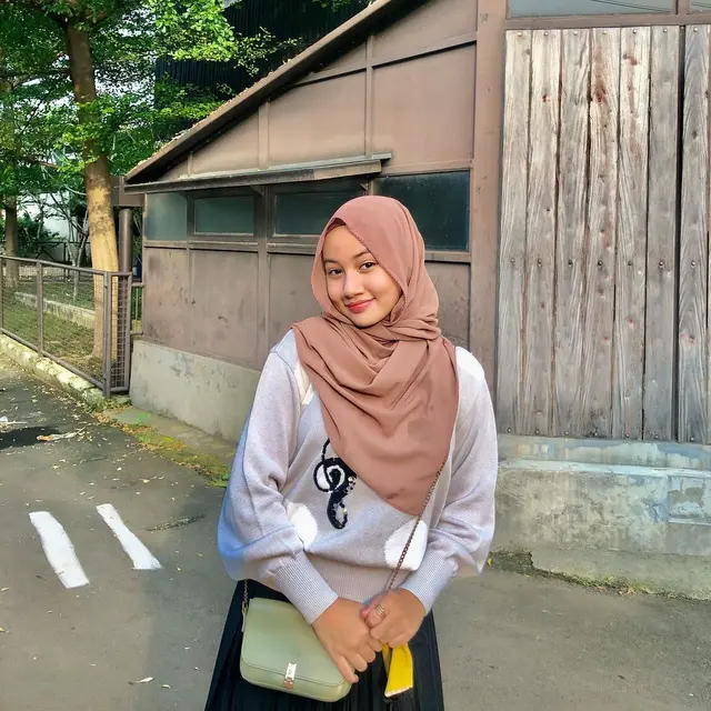 6 Potret Terbaru Artis Cilik Salwa Azis ‘CHSI’ Beranjak Remaja, Kini Putuskan Berhijab