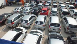 Namun untuk saat ini, model yang paling dicari adalah mobil murah ramah lingkungan alias low cost green car