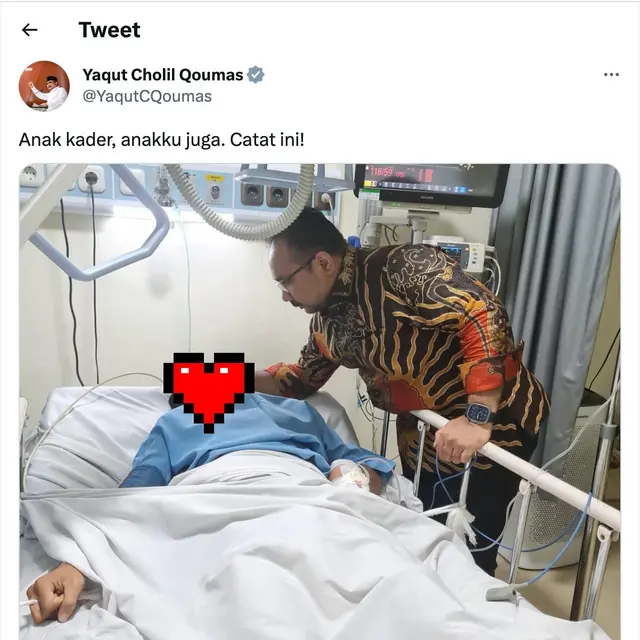 Menteri Yaqut Cholil Qoumas menjenguk David yang koma diduga dianiaya anak pejabat pajak. (Foto: Dok. Instagram @gusyaqut)