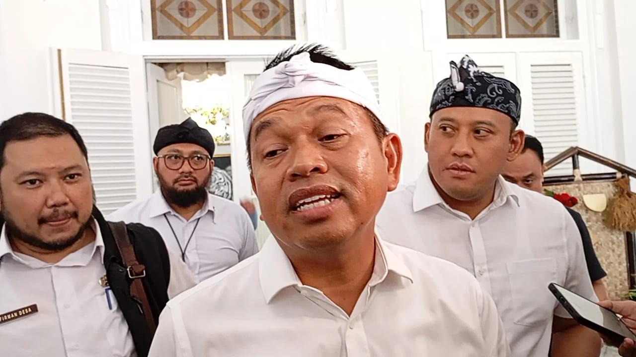 Dedi Mulyadi Putuskan UMP Jawa Barat Jadi Rp2,3 Juta untuk Tahun 2026