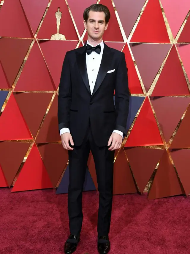 [Bintang] Andrew Garfield