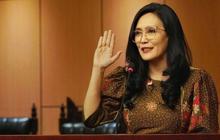 VIDEO: Rieke 'Oneng' Tegas, DPR Tolak Bantu Indofarma Rp2,2 T "Urus Dulu Internal Perusahaan!"