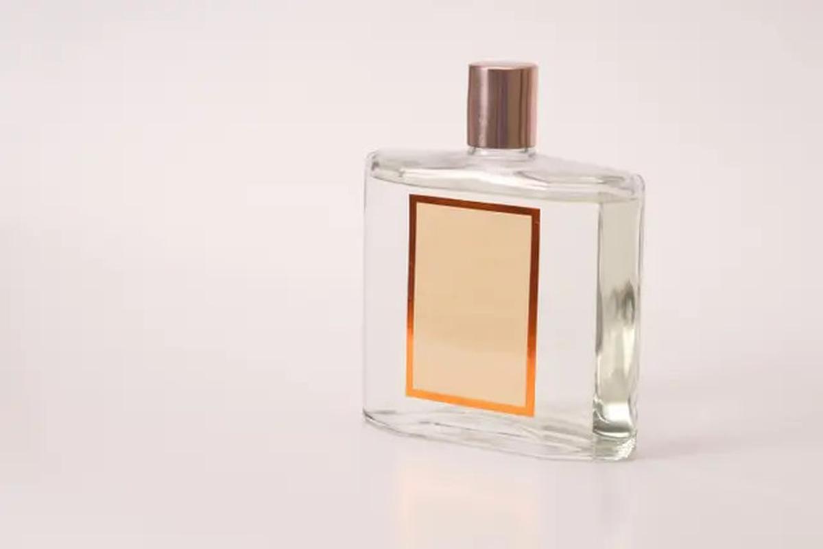 Panduan Beli Parfum Online, Menemukan Wewangian yang Pas Tanpa Dicium