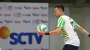 Aksi Raffi Ahmad di Turnamen Olahraga Selebriti Indonesia (TOSI) yang berlangsung di Kelapa Dua Sport Center, Tangerang, Minggu (13/10/2024).