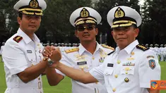 Citizen6, Surabaya: Prosesi sertijab salah satu Komando Pelaksana (Kolak) dijajaran Kobangdikal itu dipimpin langsung Komandan Kobangdikal Laksamana Muda TNI Sadiman. (Pengirim: Pekobangdikal)