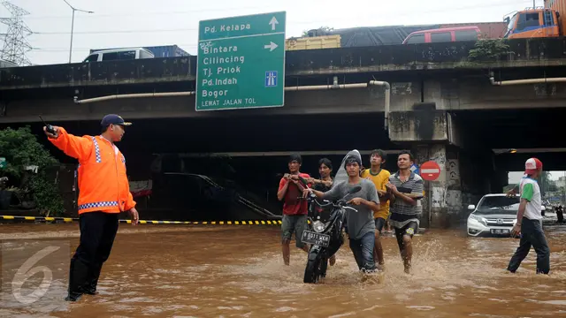 20170220-Banjir Kalimalang Bekasi-Jawa Barat