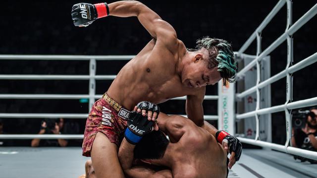 Adrian 'Papua Badboy' (One Championship)